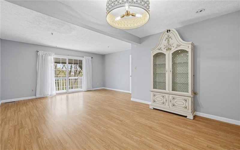 156 Meadowview Dr, Canonsburg, 15317, 2 Bedrooms Bedrooms, ,1.1 BathroomsBathrooms,Residential,For Sale,Meadowview Dr,1749025