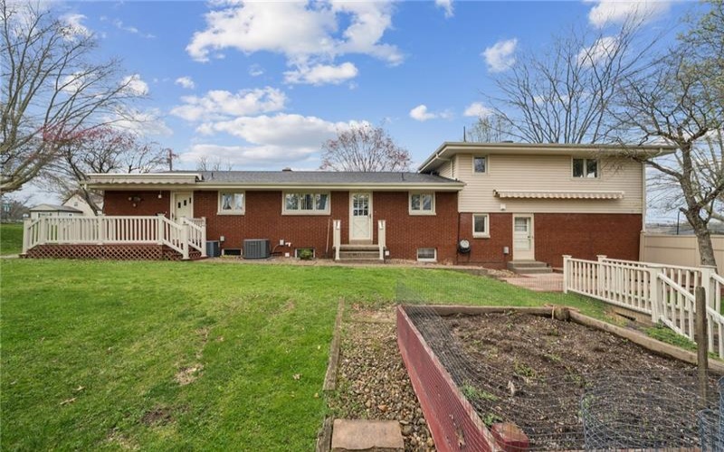 204 LIBERTY, ROSTRAVER TWP, 15012, ,Multi-unit,For Sale,LIBERTY,1750452