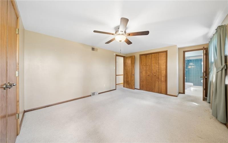 3902 Glencoe Ct, Murrysville, 15668, 4 Bedrooms Bedrooms, 9 Rooms Rooms,2.1 BathroomsBathrooms,Residential,For Sale,Glencoe Ct,1749029