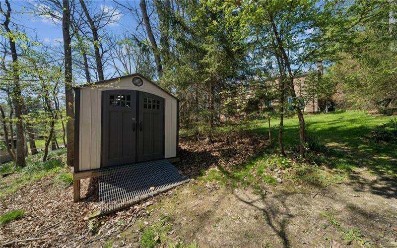 3902 Glencoe Ct, Murrysville, 15668, 4 Bedrooms Bedrooms, 9 Rooms Rooms,2.1 BathroomsBathrooms,Residential,For Sale,Glencoe Ct,1749029