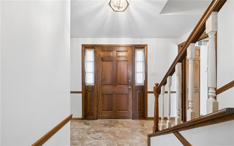 3902 Glencoe Ct, Murrysville, 15668, 4 Bedrooms Bedrooms, 9 Rooms Rooms,2.1 BathroomsBathrooms,Residential,For Sale,Glencoe Ct,1749029