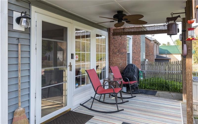 139 Main St, Claysville, 15323, 5 Bedrooms Bedrooms, 13 Rooms Rooms,2.1 BathroomsBathrooms,Residential,For Sale,Main St,1750459
