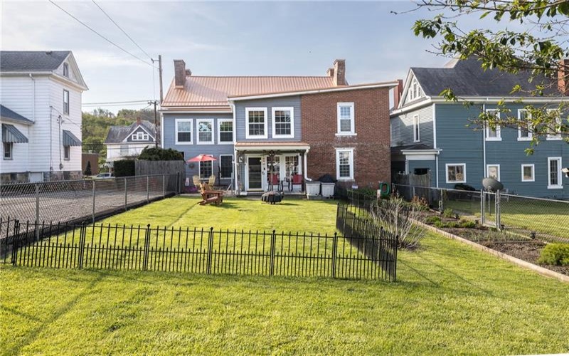 139 Main St, Claysville, 15323, 5 Bedrooms Bedrooms, 13 Rooms Rooms,2.1 BathroomsBathrooms,Residential,For Sale,Main St,1750459