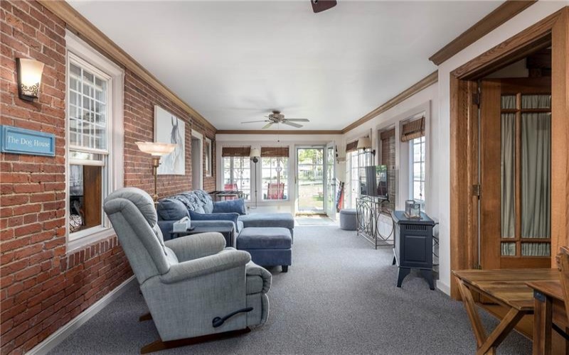 139 Main St, Claysville, 15323, 5 Bedrooms Bedrooms, 13 Rooms Rooms,2.1 BathroomsBathrooms,Residential,For Sale,Main St,1750459