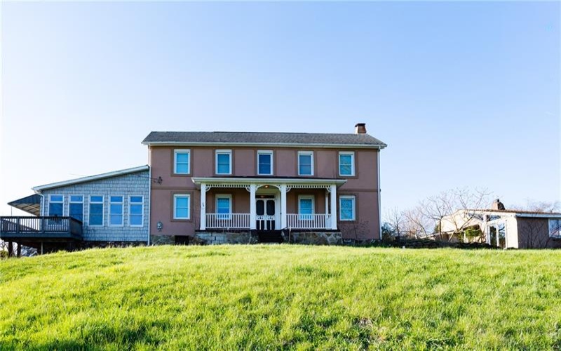262 Durst Rd, Irwin, 15642, 3 Bedrooms Bedrooms, 8 Rooms Rooms,1.1 BathroomsBathrooms,Residential,For Sale,Durst Rd,1749056