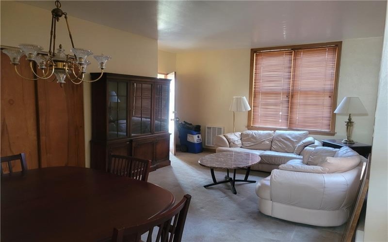 404 E Beau St, Washington, 15301, 2 Bedrooms Bedrooms, ,1.1 BathroomsBathrooms,Lease,For Rent,E Beau St,1750463