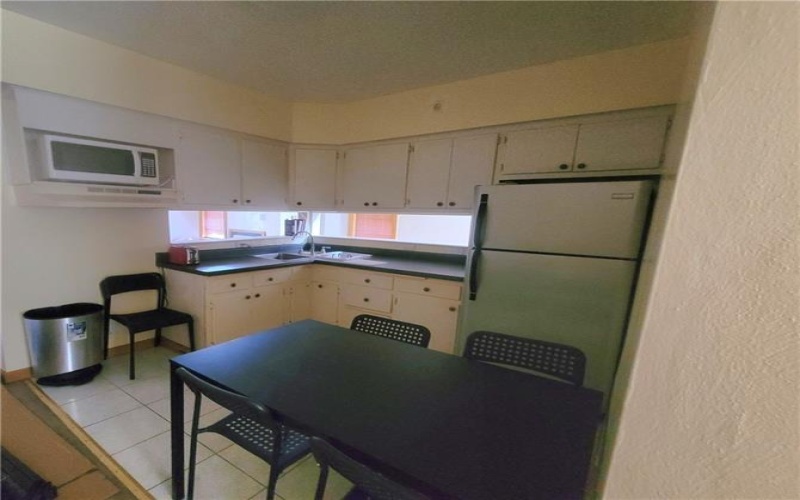 404 E Beau St, Washington, 15301, 2 Bedrooms Bedrooms, ,1.1 BathroomsBathrooms,Lease,For Rent,E Beau St,1750463