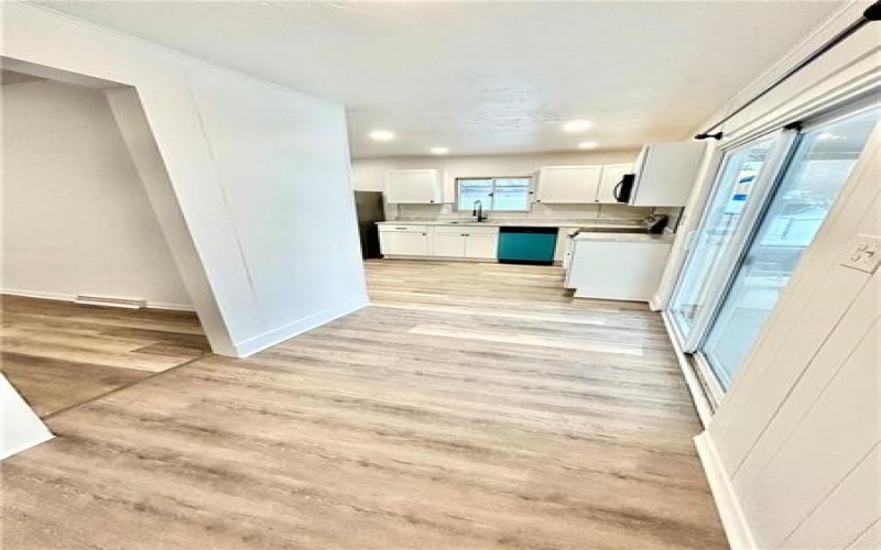 88 Byrer Avenue, Uniontown, 15401, 4 Bedrooms Bedrooms, 10 Rooms Rooms,1.1 BathroomsBathrooms,Residential,For Sale,Byrer Avenue,1750473