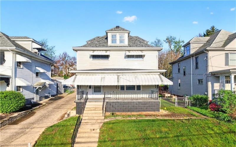 88 Byrer Avenue, Uniontown, 15401, 4 Bedrooms Bedrooms, 10 Rooms Rooms,1.1 BathroomsBathrooms,Residential,For Sale,Byrer Avenue,1750473