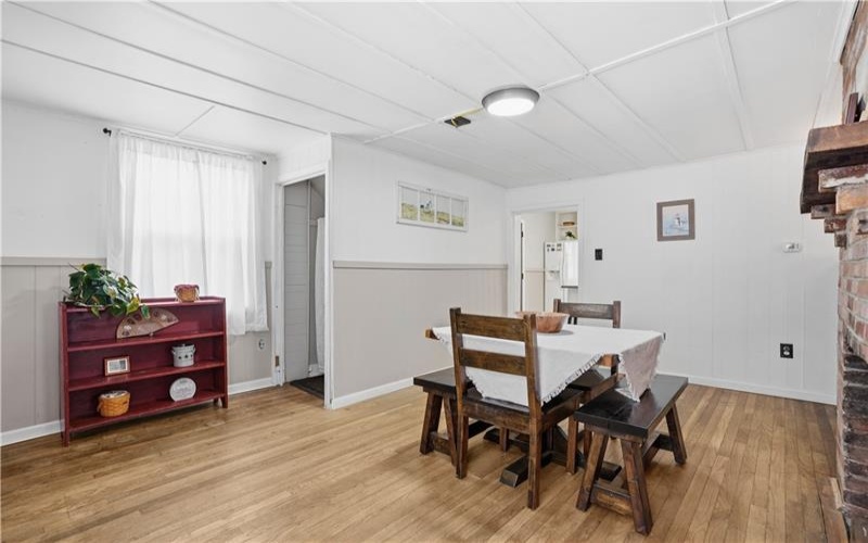 164 Pittsburgh Street, Delmont, 15626, 2 Bedrooms Bedrooms, 6 Rooms Rooms,2 BathroomsBathrooms,Residential,For Sale,Pittsburgh Street,1749109