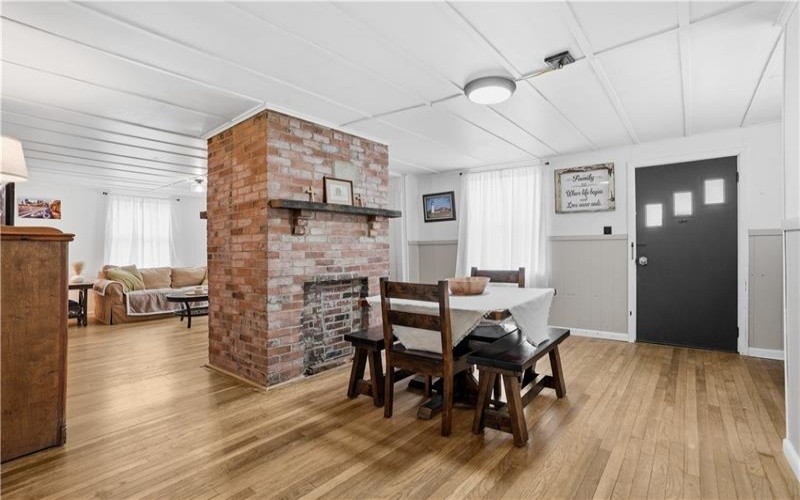 164 Pittsburgh Street, Delmont, 15626, 2 Bedrooms Bedrooms, 6 Rooms Rooms,2 BathroomsBathrooms,Residential,For Sale,Pittsburgh Street,1749109