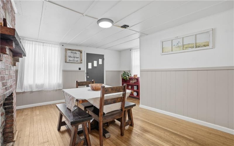 164 Pittsburgh Street, Delmont, 15626, 2 Bedrooms Bedrooms, 6 Rooms Rooms,2 BathroomsBathrooms,Residential,For Sale,Pittsburgh Street,1749109