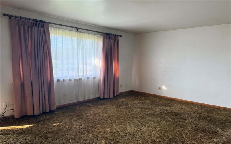 74 MAIN STREET, Fairchance, 15436, 3 Bedrooms Bedrooms, 7 Rooms Rooms,1 BathroomBathrooms,Residential,For Sale,MAIN STREET,1749115