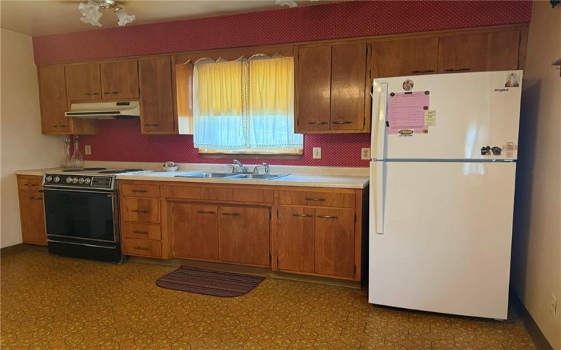 74 MAIN STREET, Fairchance, 15436, 3 Bedrooms Bedrooms, 7 Rooms Rooms,1 BathroomBathrooms,Residential,For Sale,MAIN STREET,1749115