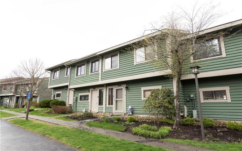 510 Kooser Cir, Hidden Valley, 15502, 3 Bedrooms Bedrooms, 6 Rooms Rooms,2 BathroomsBathrooms,Residential,For Sale,Kooser Cir,1749177