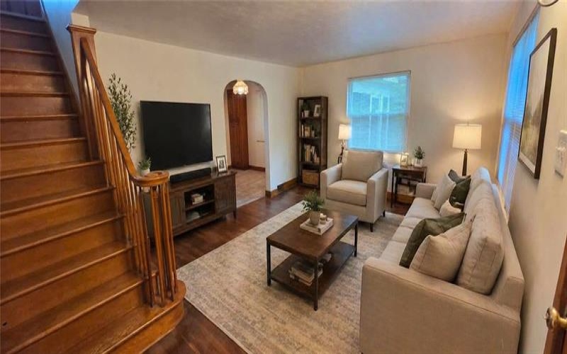 156 Oakland Ave, Uniontown, 15401, 4 Bedrooms Bedrooms, ,2.1 BathroomsBathrooms,Residential,For Sale,Oakland Ave,1750553