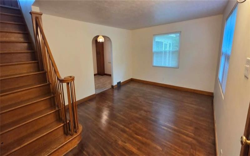 156 Oakland Ave, Uniontown, 15401, 4 Bedrooms Bedrooms, ,2.1 BathroomsBathrooms,Residential,For Sale,Oakland Ave,1750553