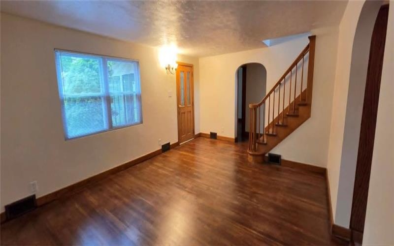 156 Oakland Ave, Uniontown, 15401, 4 Bedrooms Bedrooms, ,2.1 BathroomsBathrooms,Residential,For Sale,Oakland Ave,1750553