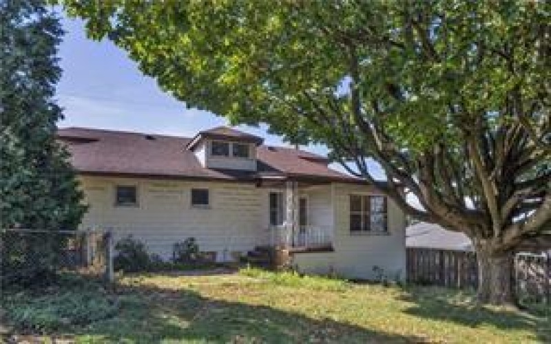 1505 Raymond Ave, Latrobe, 15650, 4 Bedrooms Bedrooms, 7 Rooms Rooms,2 BathroomsBathrooms,Residential,For Sale,Raymond Ave,1750559