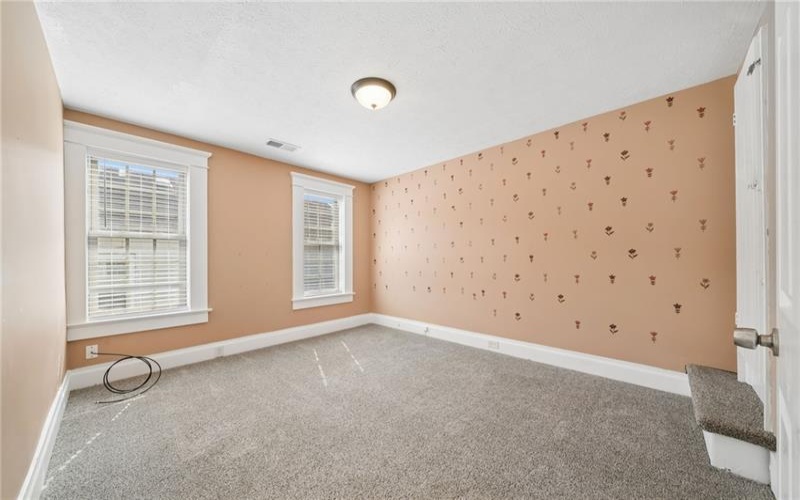 425 Burton Avenue, 15301, 15301, 2 Bedrooms Bedrooms, 6 Rooms Rooms,2 BathroomsBathrooms,Residential,For Sale,Burton Avenue,1749214