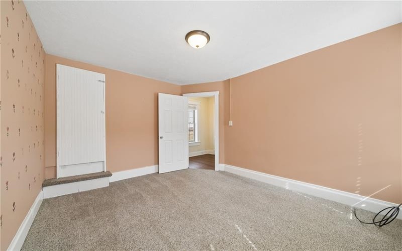 425 Burton Avenue, 15301, 15301, 2 Bedrooms Bedrooms, 6 Rooms Rooms,2 BathroomsBathrooms,Residential,For Sale,Burton Avenue,1749214