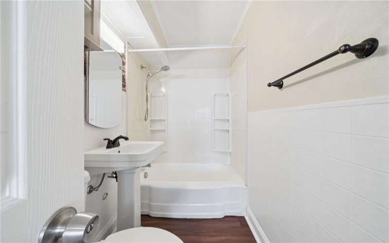 425 Burton Avenue, 15301, 15301, 2 Bedrooms Bedrooms, 6 Rooms Rooms,2 BathroomsBathrooms,Residential,For Sale,Burton Avenue,1749214