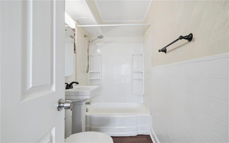 425 Burton Avenue, 15301, 15301, 2 Bedrooms Bedrooms, 6 Rooms Rooms,2 BathroomsBathrooms,Residential,For Sale,Burton Avenue,1749214