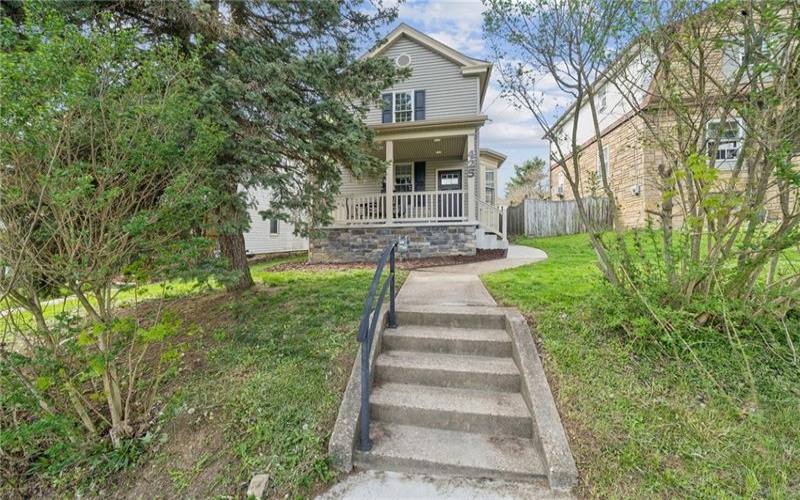 425 Burton Avenue, 15301, 15301, 2 Bedrooms Bedrooms, 6 Rooms Rooms,2 BathroomsBathrooms,Residential,For Sale,Burton Avenue,1749214