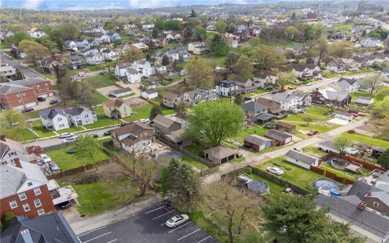 425 Burton Avenue, 15301, 15301, 2 Bedrooms Bedrooms, 6 Rooms Rooms,2 BathroomsBathrooms,Residential,For Sale,Burton Avenue,1749214