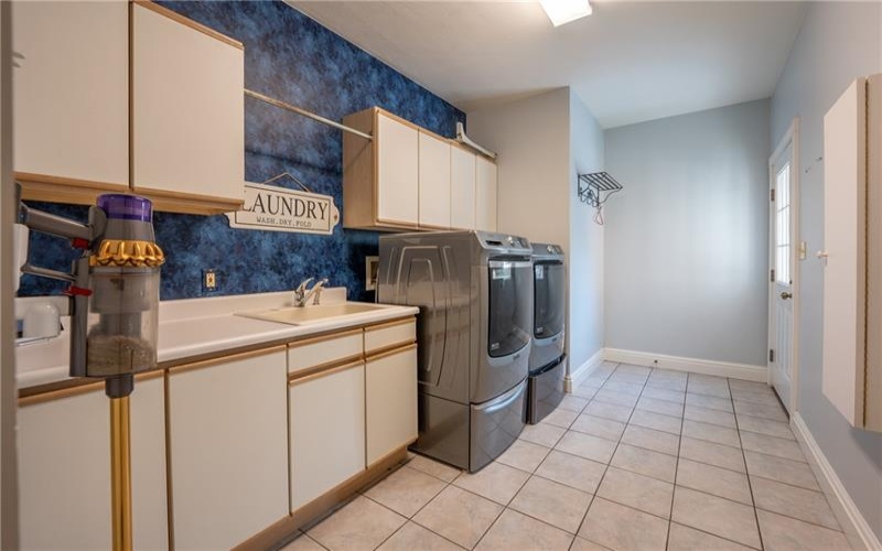 6004 Mason Drive, Greensburg, 15601, 5 Bedrooms Bedrooms, 11 Rooms Rooms,4 BathroomsBathrooms,Residential,For Sale,Mason Drive,1750568