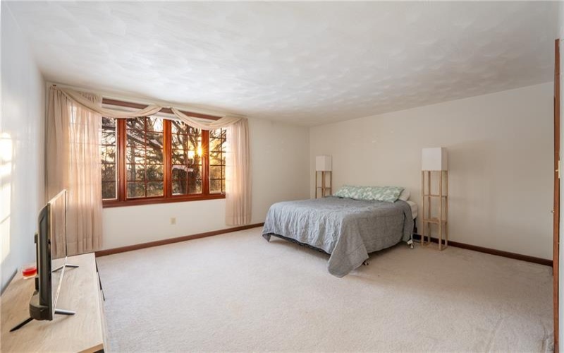 6004 Mason Drive, Greensburg, 15601, 5 Bedrooms Bedrooms, 11 Rooms Rooms,4 BathroomsBathrooms,Residential,For Sale,Mason Drive,1750568