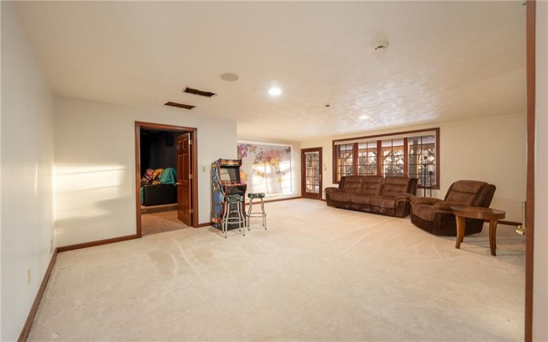 6004 Mason Drive, Greensburg, 15601, 5 Bedrooms Bedrooms, 11 Rooms Rooms,4 BathroomsBathrooms,Residential,For Sale,Mason Drive,1750568