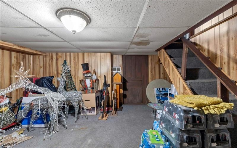 402 4th St, 15697, 15697, 3 Bedrooms Bedrooms, ,1 BathroomBathrooms,Residential,For Sale,4th St,1750573
