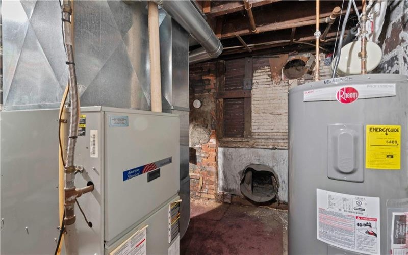 402 4th St, 15697, 15697, 3 Bedrooms Bedrooms, ,1 BathroomBathrooms,Residential,For Sale,4th St,1750573