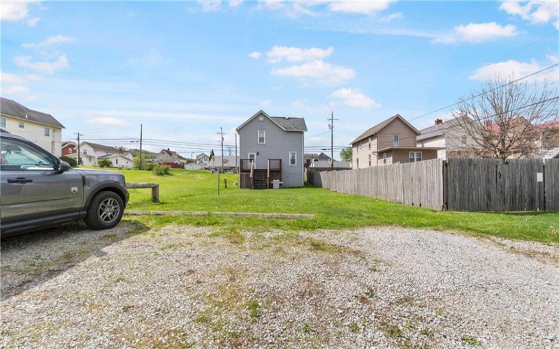 402 4th St, 15697, 15697, 3 Bedrooms Bedrooms, ,1 BathroomBathrooms,Residential,For Sale,4th St,1750573