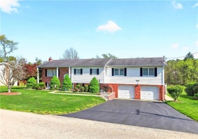 321 Falls Avenue, Connellsville, 15425, 3 Bedrooms Bedrooms, 7 Rooms Rooms,2.1 BathroomsBathrooms,Residential,For Sale,Falls Avenue,1750579