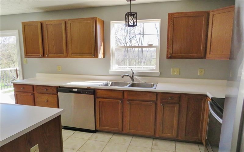 392 Pine Ridge Dr, Venetia, 15367, 4 Bedrooms Bedrooms, 10 Rooms Rooms,2.1 BathroomsBathrooms,Residential,For Sale,Pine Ridge Dr,1750584