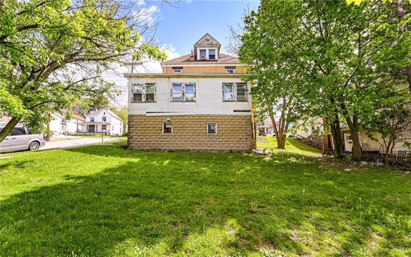 310 Harrison Ave, Jeannette, 15644, ,Multi-unit,For Sale,Harrison Ave,1750621