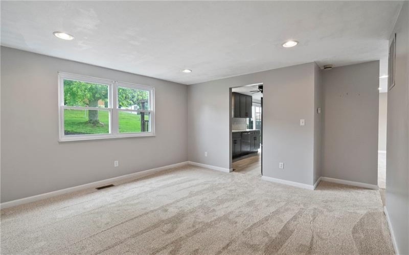 8961 Barnes Lake Rd, Irwin, 15642, 3 Bedrooms Bedrooms, 7 Rooms Rooms,2.1 BathroomsBathrooms,Residential,For Sale,Barnes Lake Rd,1749298