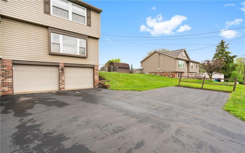 8961 Barnes Lake Rd, Irwin, 15642, 3 Bedrooms Bedrooms, 7 Rooms Rooms,2.1 BathroomsBathrooms,Residential,For Sale,Barnes Lake Rd,1749298