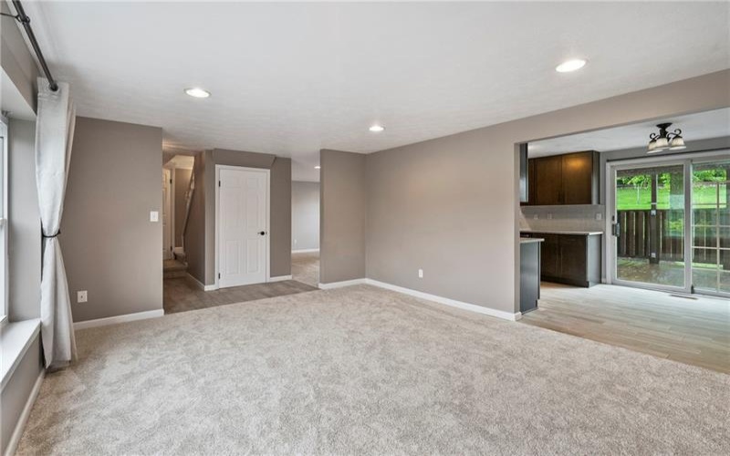 8961 Barnes Lake Rd, Irwin, 15642, 3 Bedrooms Bedrooms, 7 Rooms Rooms,2.1 BathroomsBathrooms,Residential,For Sale,Barnes Lake Rd,1749298