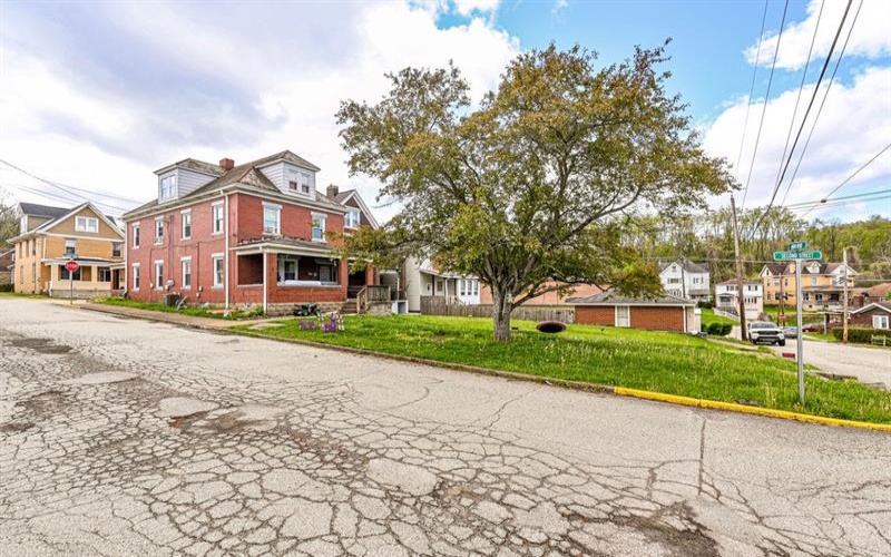 115 Brinton Ave, Trafford, 15085, ,Multi-unit,For Sale,Brinton Ave,1750631