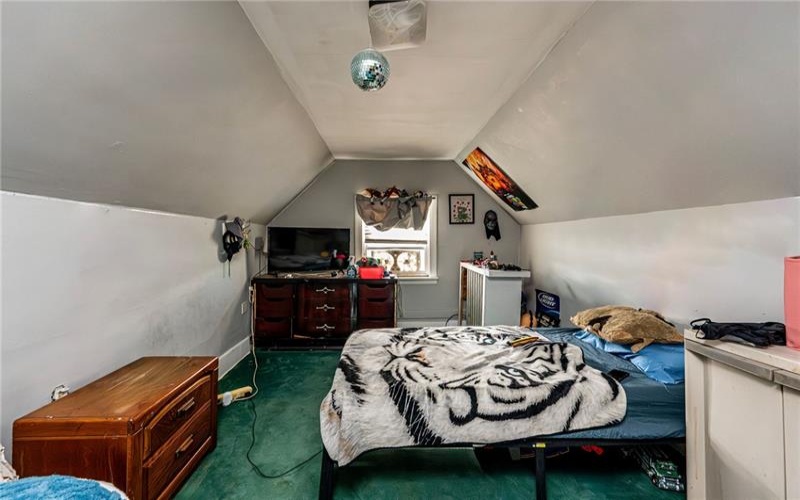 222 Adrian Ave, Trafford, 15085, ,Multi-unit,For Sale,Adrian Ave,1750640