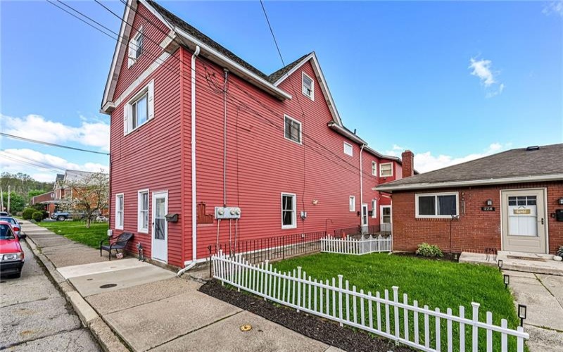222 Adrian Ave, Trafford, 15085, ,Multi-unit,For Sale,Adrian Ave,1750640