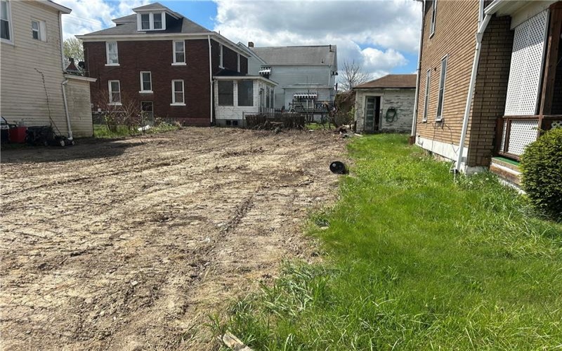 727 14th St, Monessen, 15062, 2 Bedrooms Bedrooms, ,1 BathroomBathrooms,Residential,For Sale,14th St,1749319