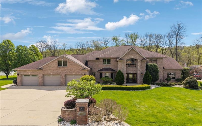 12288 Carmichael Cir, Irwin, 15642, 5 Bedrooms Bedrooms, 12 Rooms Rooms,3.1 BathroomsBathrooms,Residential,For Sale,Carmichael Cir,1750654