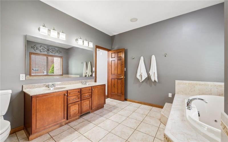 12288 Carmichael Cir, Irwin, 15642, 5 Bedrooms Bedrooms, 12 Rooms Rooms,3.1 BathroomsBathrooms,Residential,For Sale,Carmichael Cir,1750654