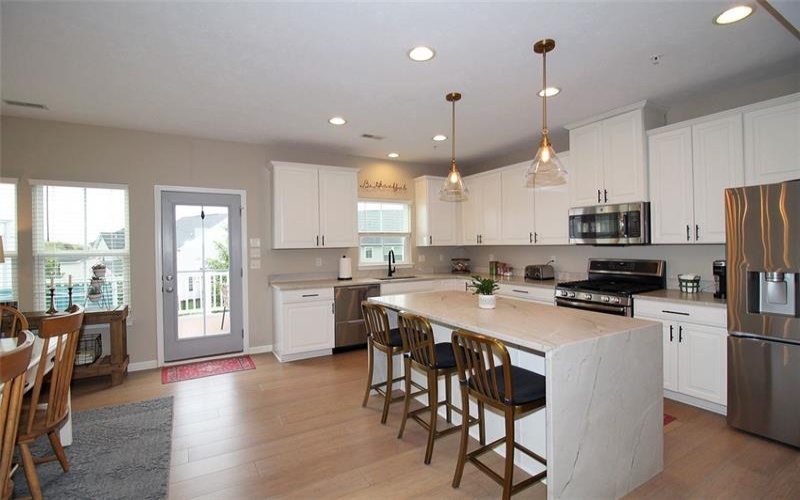4040 Overview, Canonsburg, 15317, 3 Bedrooms Bedrooms, 9 Rooms Rooms,2.1 BathroomsBathrooms,Residential,For Sale,Overview,1750699