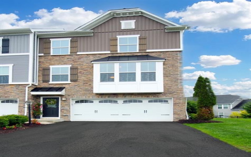 4040 Overview, Canonsburg, 15317, 3 Bedrooms Bedrooms, 9 Rooms Rooms,2.1 BathroomsBathrooms,Residential,For Sale,Overview,1750699