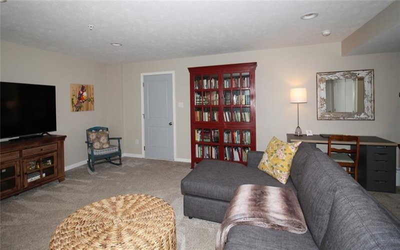 4040 Overview, Canonsburg, 15317, 3 Bedrooms Bedrooms, 9 Rooms Rooms,2.1 BathroomsBathrooms,Residential,For Sale,Overview,1750699